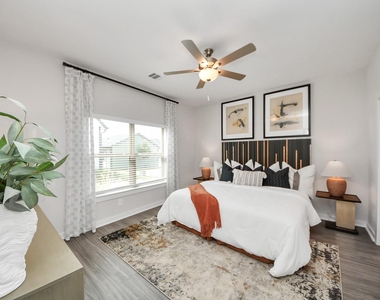 7711 Longmire Road - Photo Thumbnail 24