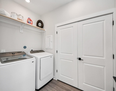 7711 Longmire Road - Photo Thumbnail 23