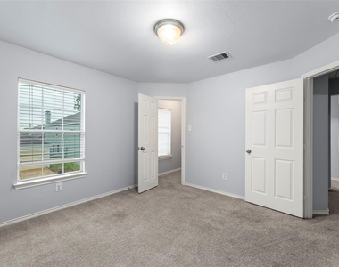 11745 Logan Ridge Drive - Photo Thumbnail 21