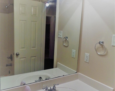 19017 Hammer Lane - Photo Thumbnail 16
