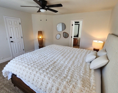 4519 Woodspring Glen Lane - Photo Thumbnail 16