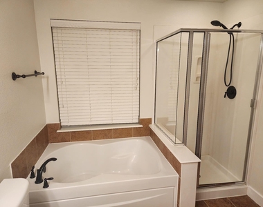 4519 Woodspring Glen Lane - Photo Thumbnail 31