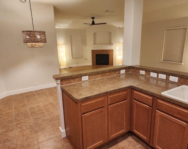 4519 Woodspring Glen Lane - Photo Thumbnail 6