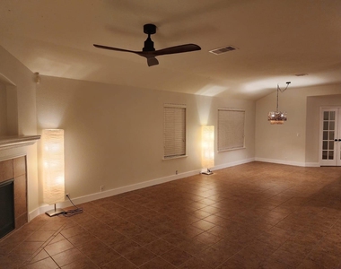 4519 Woodspring Glen Lane - Photo Thumbnail 38