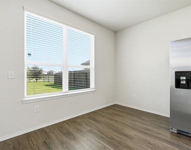 25626 Pannier Place - Photo Thumbnail 7