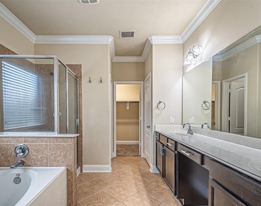 11507 Bermondsey Drive - Photo Thumbnail 29