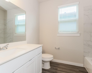 18306 W Centro Circle - Photo Thumbnail 16