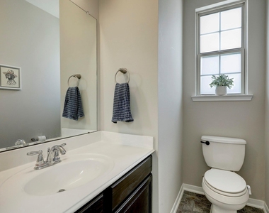 3323 Masters Point Drive - Photo Thumbnail 14