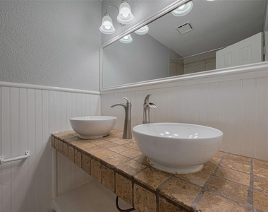 3610 Bee Bayou Lane - Photo Thumbnail 19