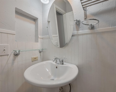 3610 Bee Bayou Lane - Photo Thumbnail 33