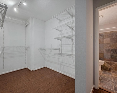 3610 Bee Bayou Lane - Photo Thumbnail 30