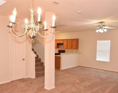 6702 Albion Cresent Drive - Photo Thumbnail 2