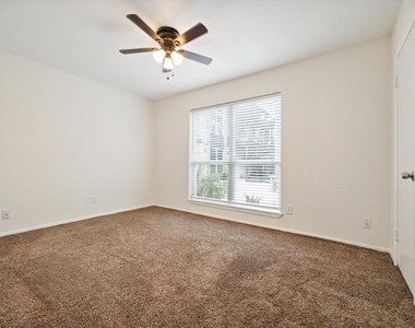 513 Ridge - Photo Thumbnail 5