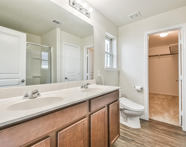 5047 Royal Amber Lane - Photo Thumbnail 30