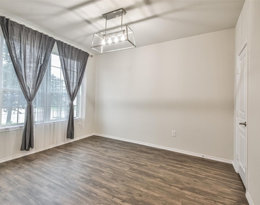 5047 Royal Amber Lane - Photo Thumbnail 18