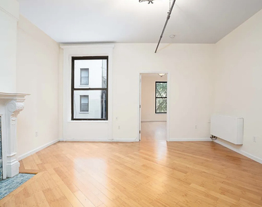312 West 101st Street - Photo Thumbnail 2