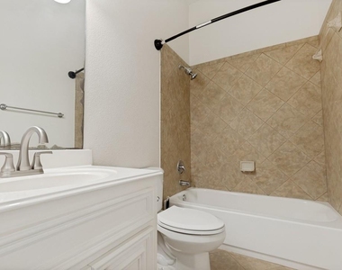 9318 Rainbluff Lane - Photo Thumbnail 24