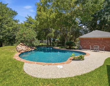 3319 Vista Lake Drive - Photo Thumbnail 17