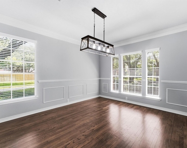 3319 Vista Lake Drive - Photo Thumbnail 2