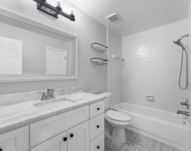 3319 Vista Lake Drive - Photo Thumbnail 14