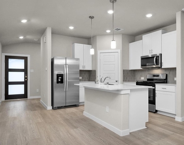 18612 Hillswood Drive - Photo Thumbnail 2