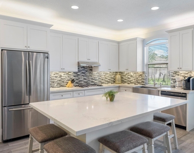 119 Wood Drake Place - Photo Thumbnail 9