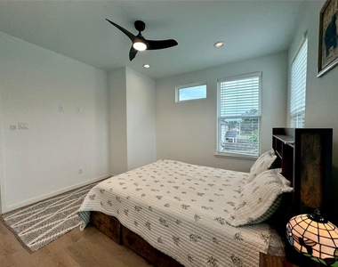 203 Danna Lane - Photo Thumbnail 10
