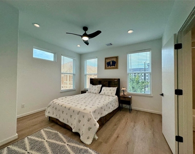 203 Danna Lane - Photo Thumbnail 8
