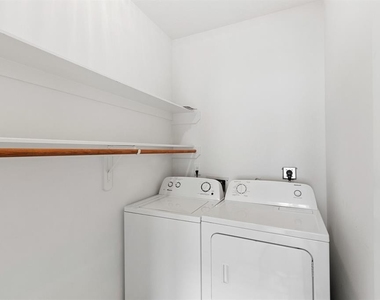 5734a Kansas Street - Photo Thumbnail 28