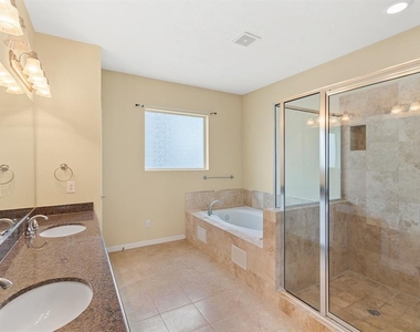 5734a Kansas Street - Photo Thumbnail 23