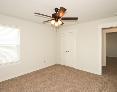 15418 Formaston Drive - Photo Thumbnail 11