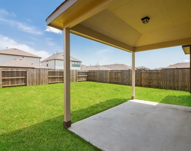 15418 Formaston Drive - Photo Thumbnail 14