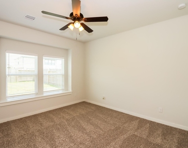 15418 Formaston Drive - Photo Thumbnail 7