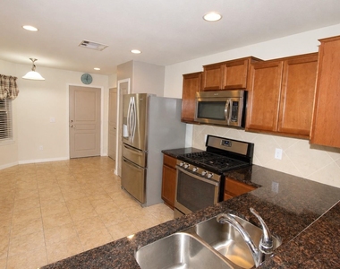 3306 Dandelion Drive - Photo Thumbnail 3