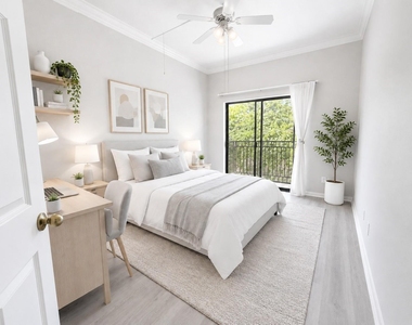 9400 Bellaire Boulevard - Photo Thumbnail 6