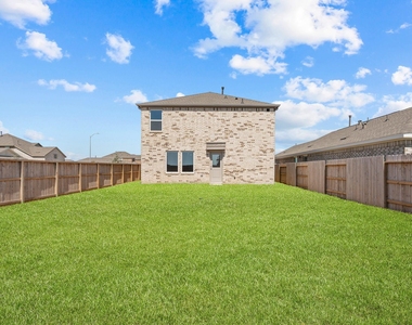 1102 Rustic Willow Drive - Photo Thumbnail 36