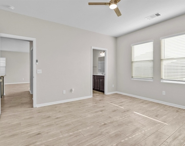 1028 White Birch Lane - Photo Thumbnail 13