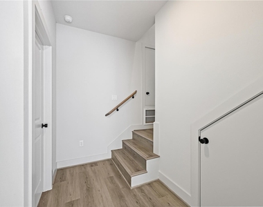 4603 Indie Heights Lane - Photo Thumbnail 2