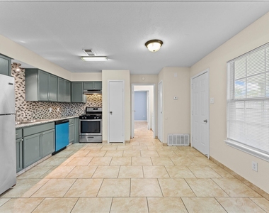 5035 Reno Drive - Photo Thumbnail 7
