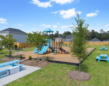 16462 Valerie Marie Place - Photo Thumbnail 20