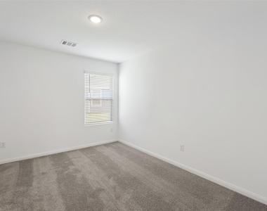 16462 Valerie Marie Place - Photo Thumbnail 8