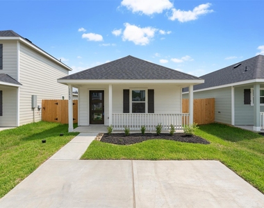 16462 Valerie Marie Place - Photo Thumbnail 25
