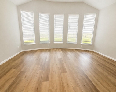 10507 Bright Cloud Drive - Photo Thumbnail 14