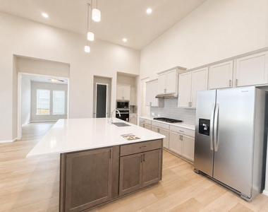10507 Bright Cloud Drive - Photo Thumbnail 5