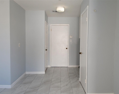 6707 Las Brisas Drive - Photo Thumbnail 23