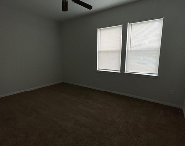 8215 Gallahad Street - Photo Thumbnail 10