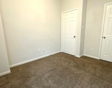 8215 Gallahad Street - Photo Thumbnail 14