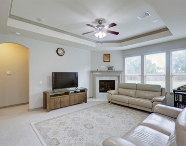 9643 Thimbleweed Drive - Photo Thumbnail 13