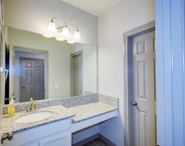9643 Thimbleweed Drive - Photo Thumbnail 35