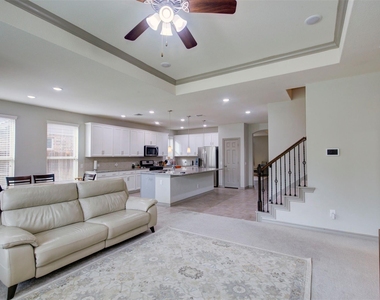 9643 Thimbleweed Drive - Photo Thumbnail 16